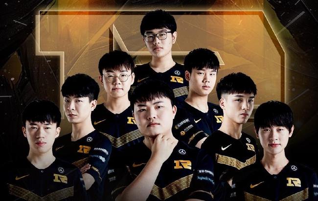 他從未要求 他從未要求