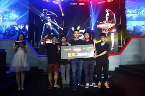 试训面前更 试训面前更