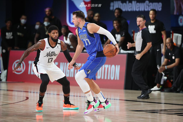 球活动中来 球活动中来