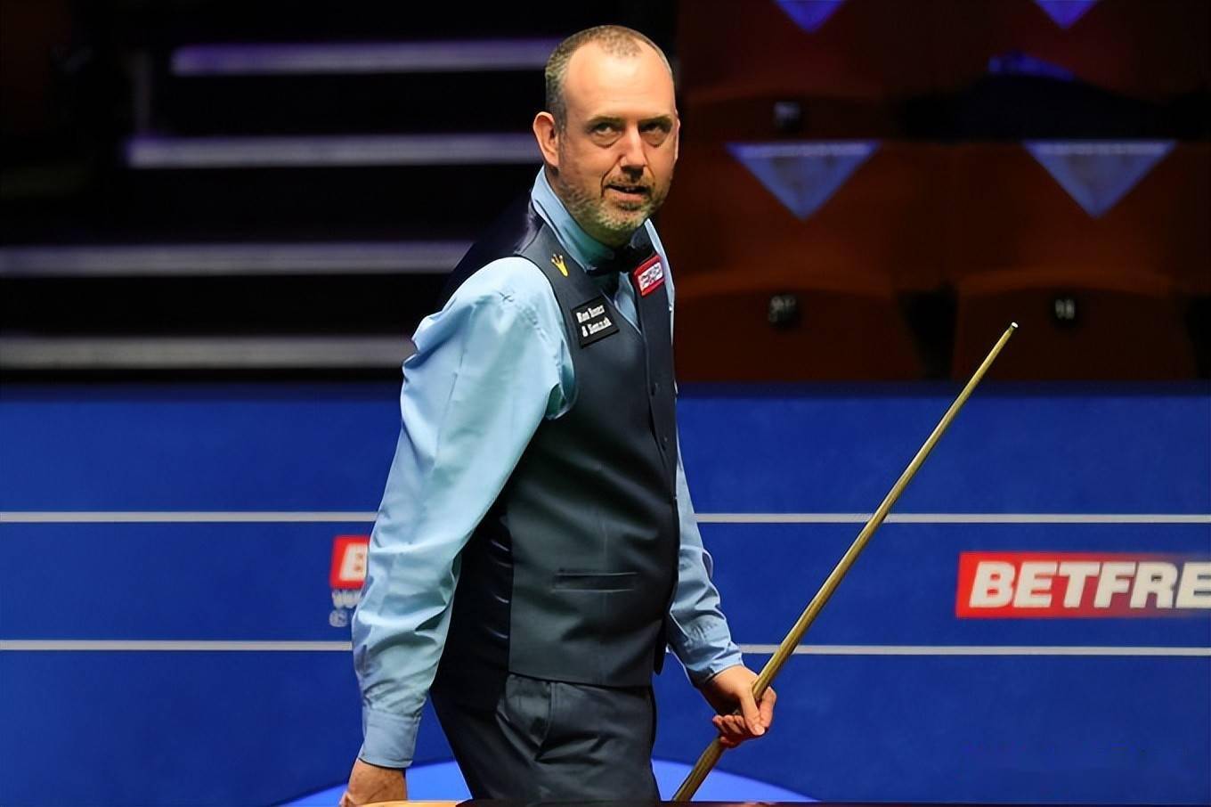 中发挥出色 中发挥出色