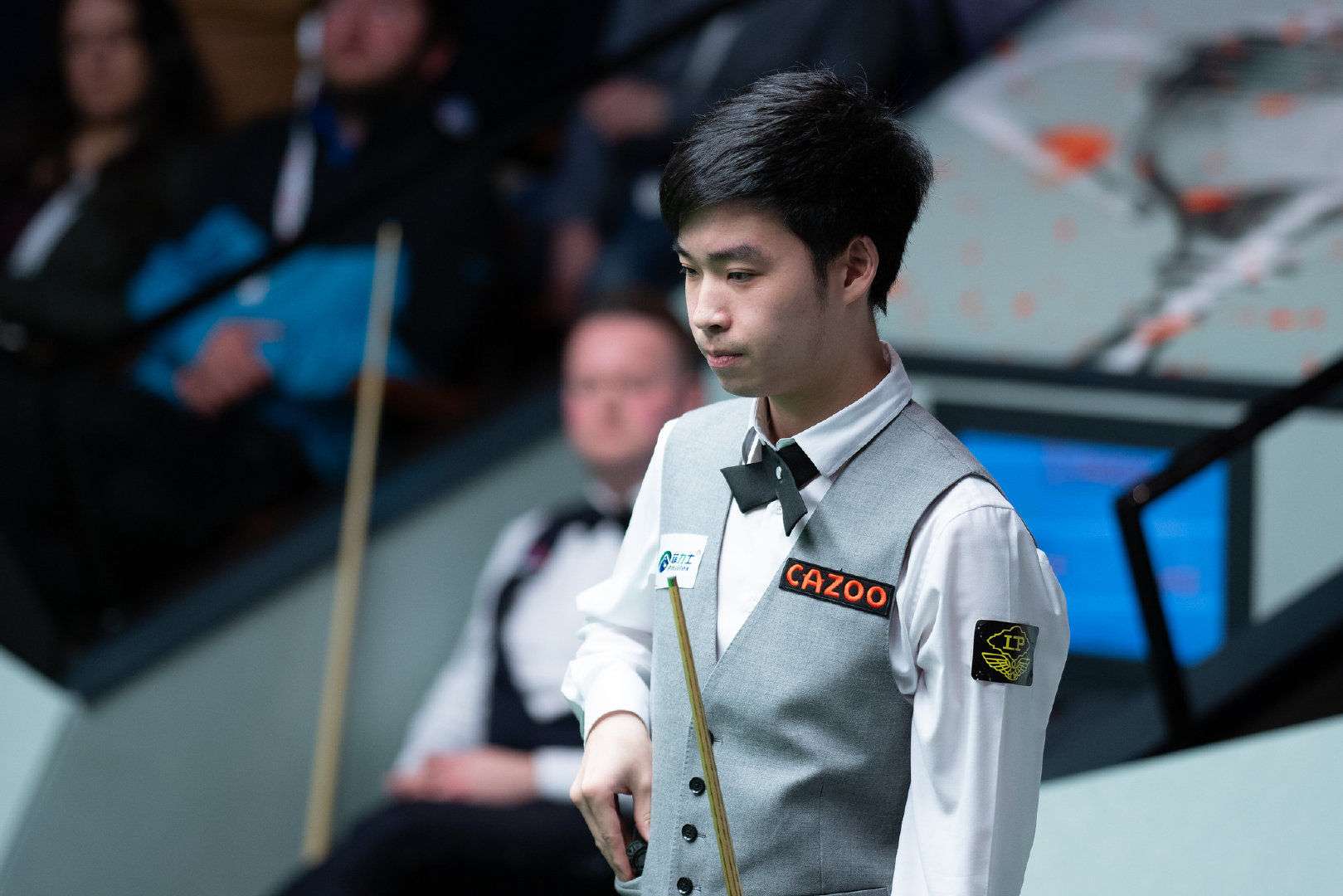 自世界各地 自世界各地