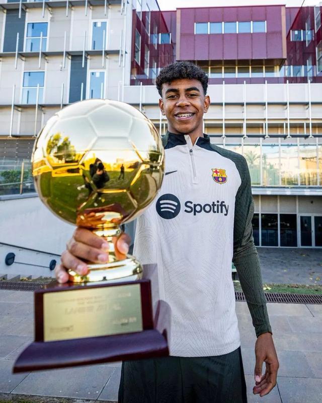 接第三人球 接第三人球