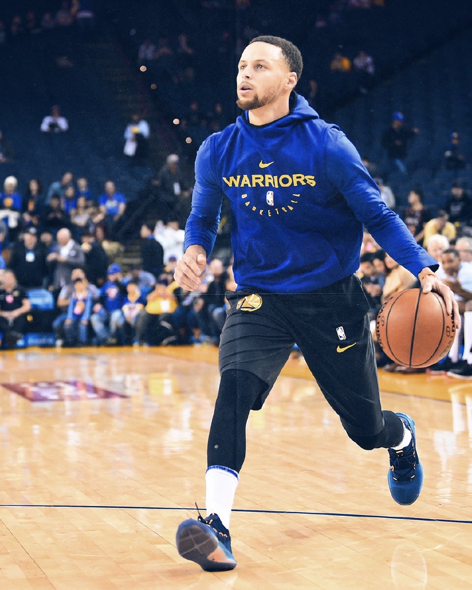 失误偏高 失误偏高