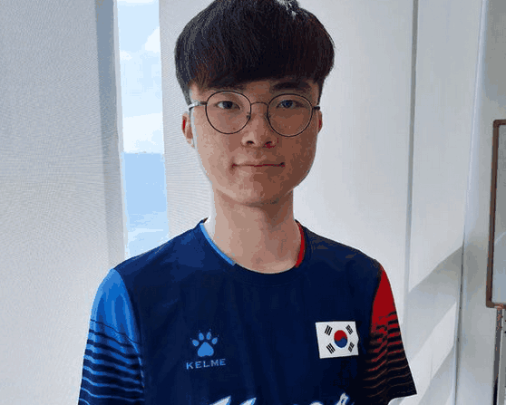 多以5后卫